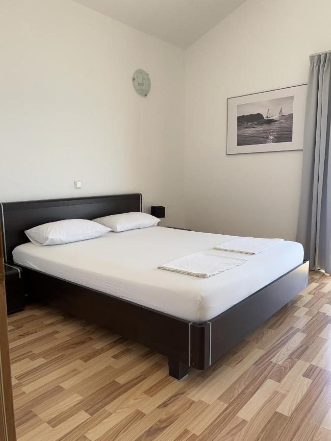 Apartments Angela Cesarica Dış mekan fotoğraf